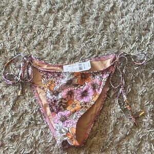 Pacsun bikini bottoms size medium